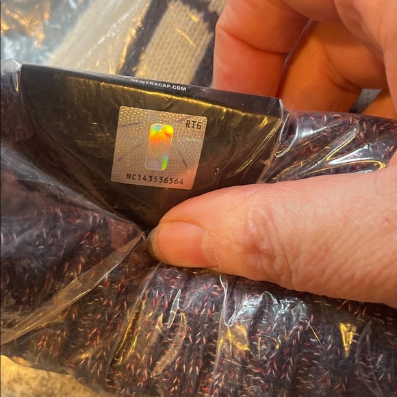 New Era NBA Officially Licensed Knit Cuffed Knit Pom Beanie  Hat Denver Nuggets - Picture 4 of 5